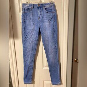 So High Rise Jegging